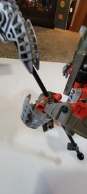 LEGO Bionicle Makuta 8589 with Instructions And Box 2003