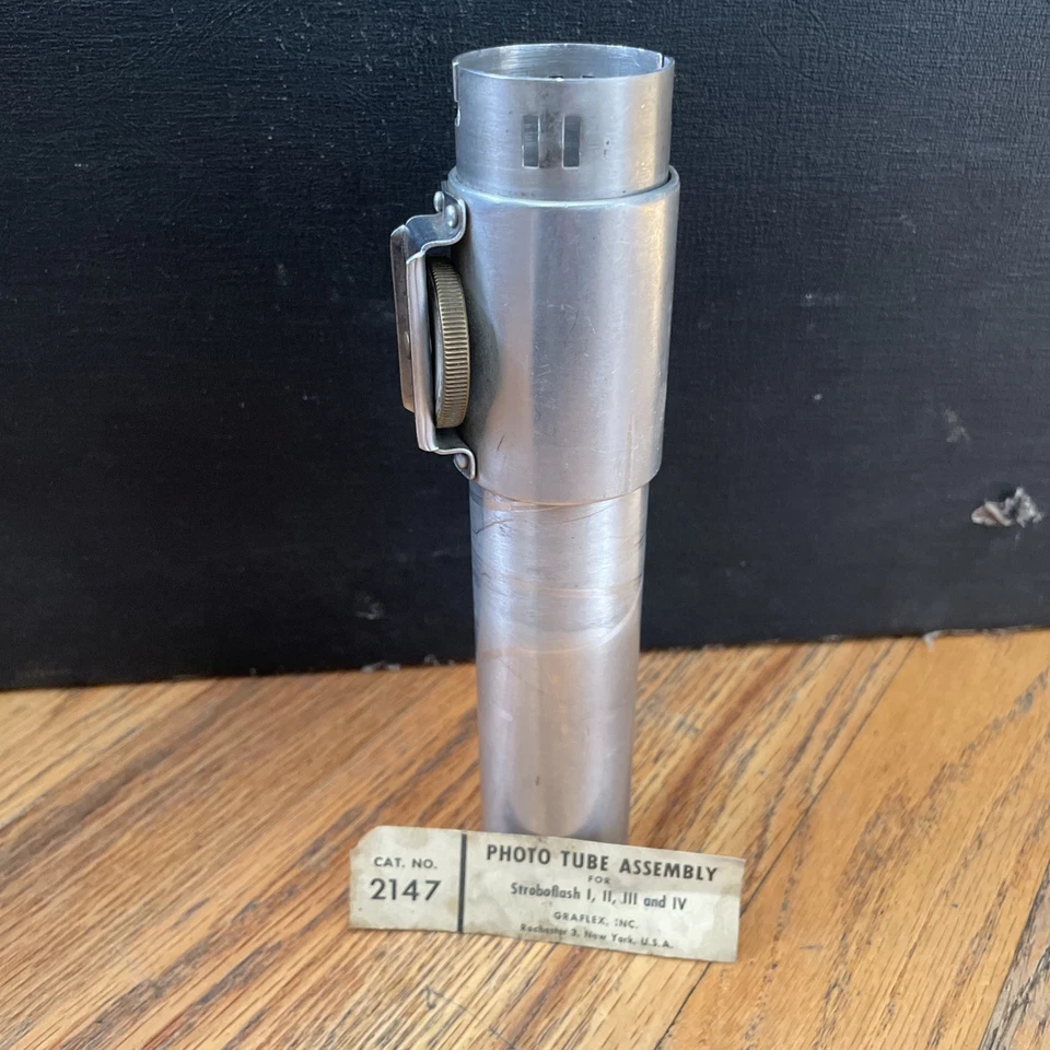 GENUINE GRAFLEX 3 - CELL FLASH BOTTOM END STAR WARS LIGHTSABER 8” RARE - Image 2 of 4