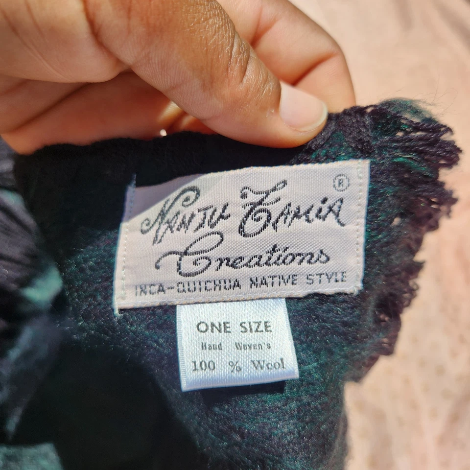 Impresionante Bufanda 100% Lana Alpaca Verde Esmeralda con Flecos Hecha a Mano en Perú  Foto 3 de 4