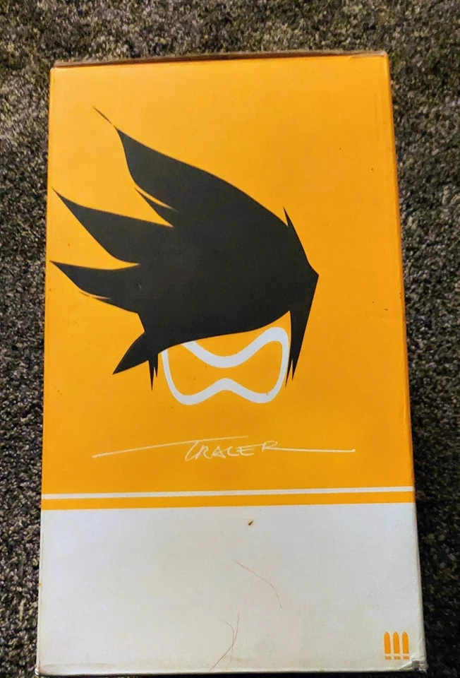 暴雪守望先锋追踪器 12 英寸雕像发光底座 全新 — 第 4/4 张图片