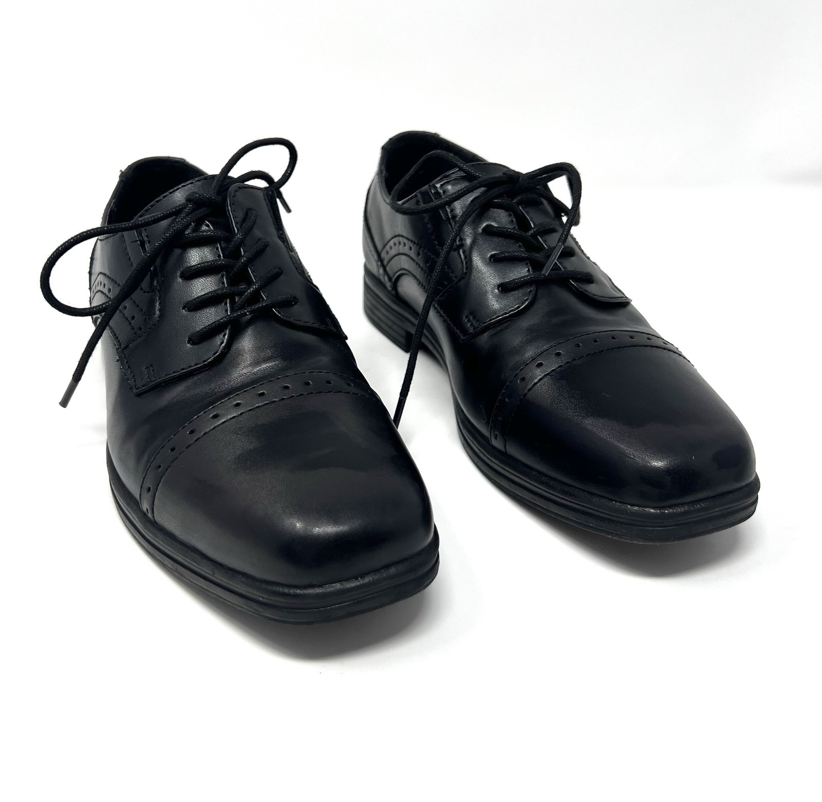 SAOLA Scarpe eleganti Stafford ragazzo Dane Jr. Oxford nere taglia 5M usate in ottime condizioni piccole imperfezioni