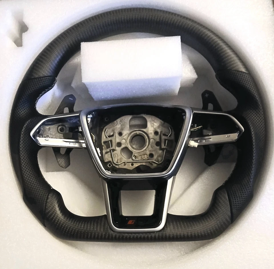  Руль из углеродного волокна с веслами Audi A6 S3 S4 S5 A3 A4 A5 RS3 RS4 RS5 RS7 - Изображение 2 из 4