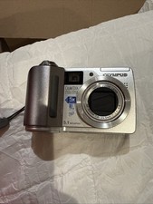 Olympus Digital Camera Camedia C-5500 5X Sport Zoom 5.1 MP 2" LCD Powers On