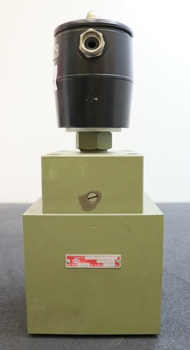 HERION 3/2-Wege Magnetventil Best. Nr. 1300 mit 2432528 24VDC 22W IP65 - Picture 2 of 8