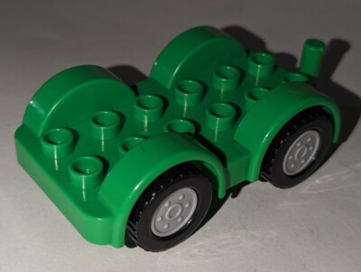 LEGO DUPLO GREEN CAR TRUCK VAN BASE 2X6 WITH 4 BLACK WHEELS LIGHT GRAY HUBS PART