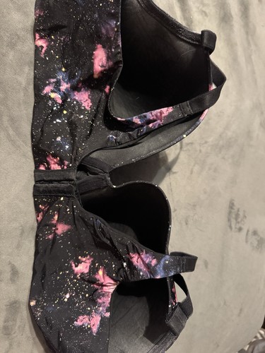 Reggiseno TORRID Curve 48DD Nero Viola Rosa Galaxy Curve Ferretto - Foto 3 di 6