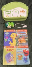 Leap Frog Tag Junior Reader with 4 Books and Carrying Case Reading Tested