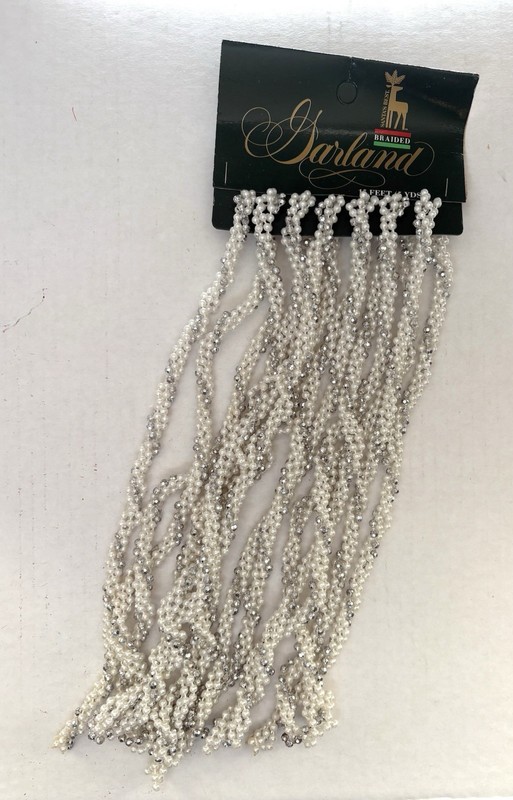 Vtg Brand New Sparkling Twisted Bead Garland Santa's Best 15’ Feet