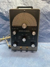 HeathKit RF signal generator IGB-102