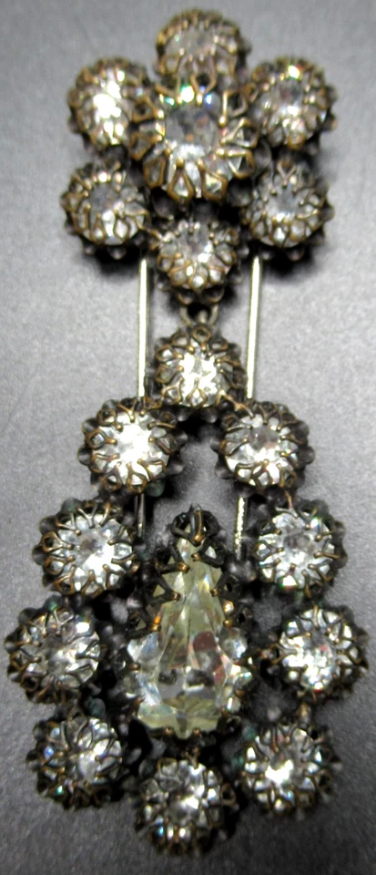 ROGER JEAN PIERRE Depose French Sparkling Ice Rhinestone Vintage Fur Clip - Image 3 of 4