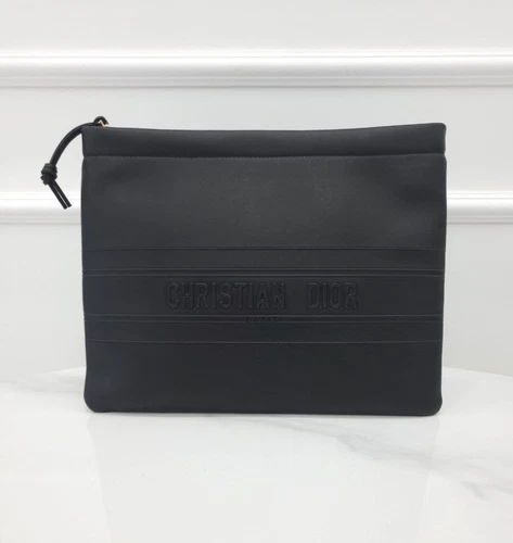 Pochette cuir Dior noire lettrage rayures logo en relief 112887390