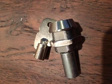 Beaver High Security Lock & Key Gumball Candy Toy Bulk Vending Machine 