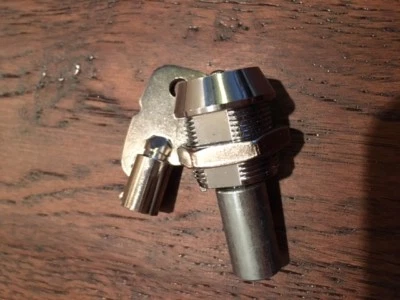 Beaver High Security Lock & Key Gumball Candy Toy Bulk Vending Machine