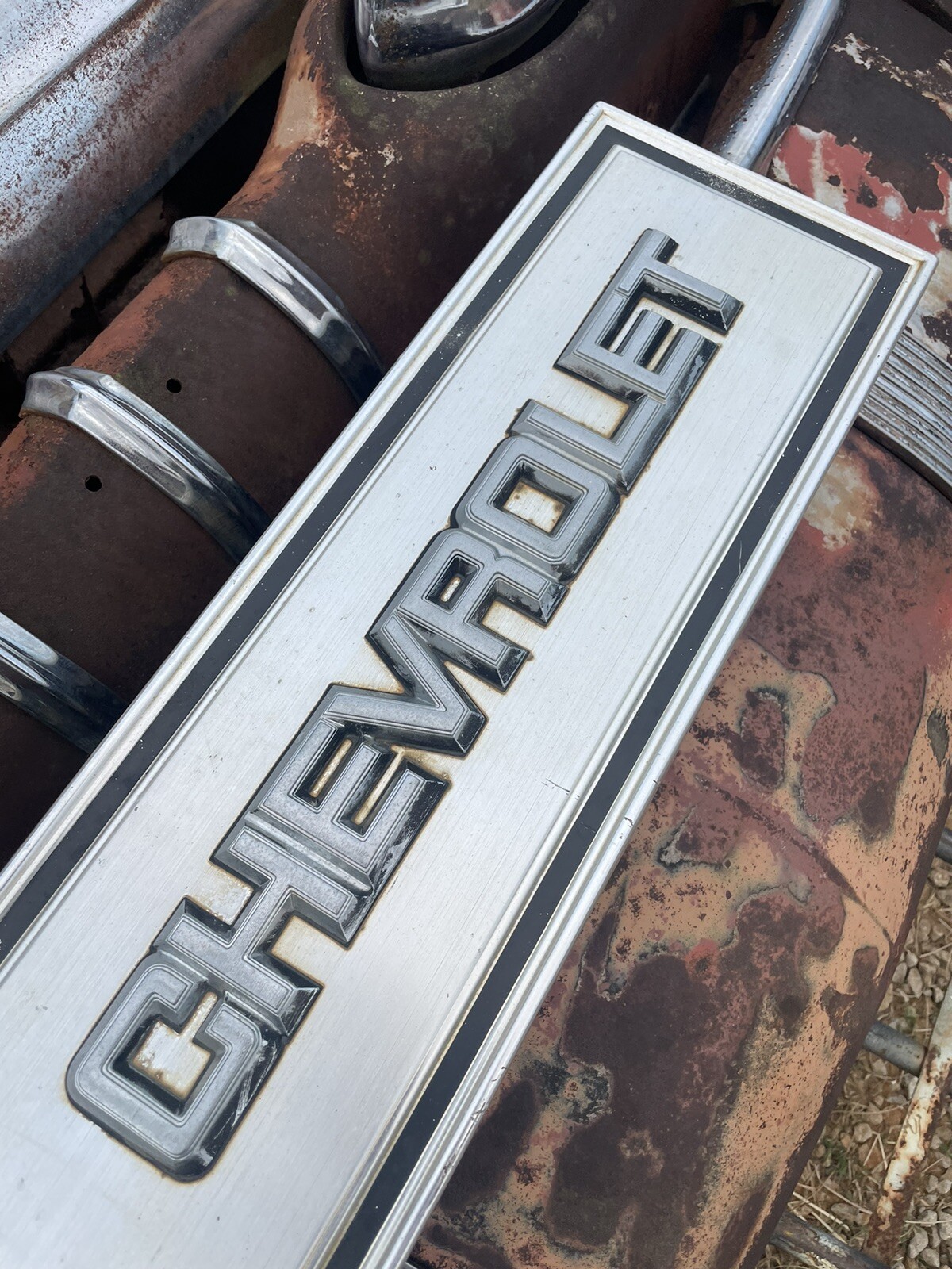 19811987 CHEVY SILVERADO Tailgate Band Truck Tail Gate Molding Trim