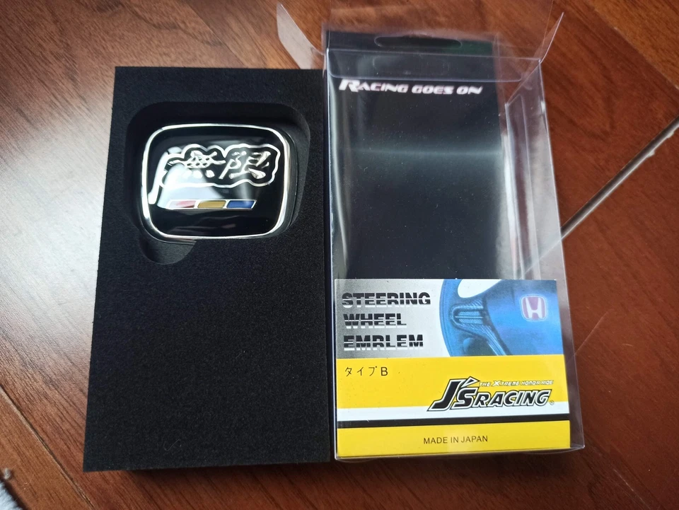 MUGEN BLK STEERING BADGE EMBLEM HONDA CIVIC TYPE R FN2 FD2 FK2 FK8 VTEC ACCORD - Image 2 of 4