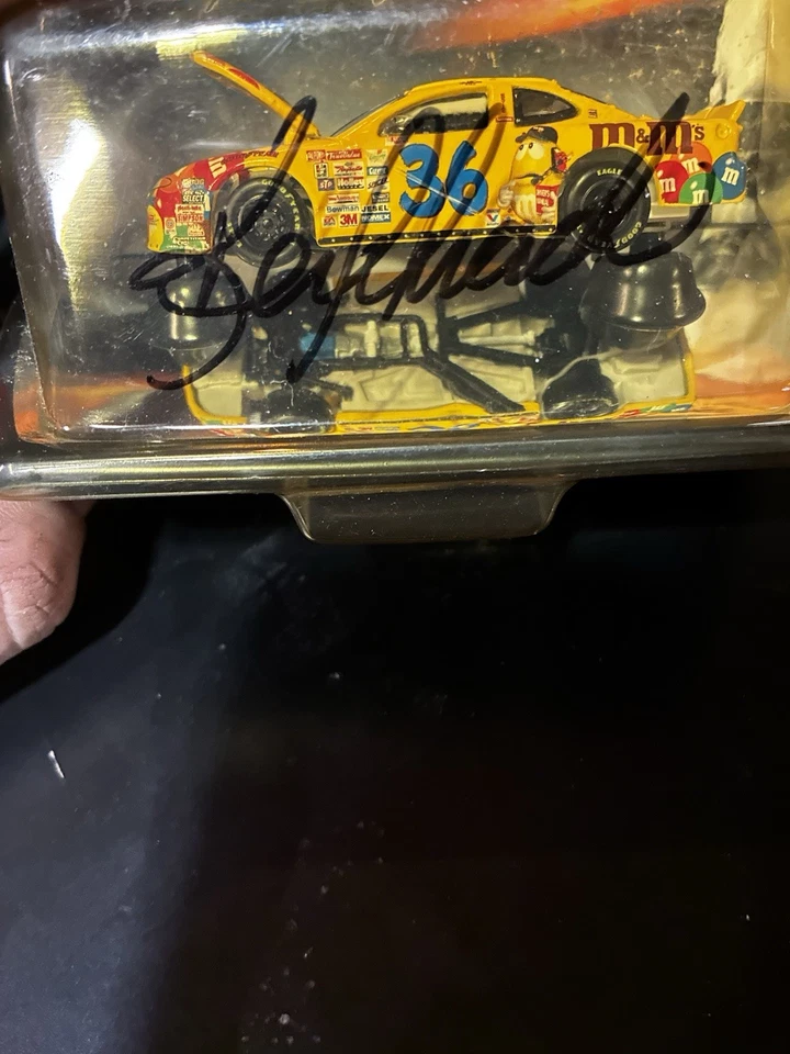 2001 Hot Wheels Select 1:64 автомобиль Ken Schrader M&M No36 ограниченный выпуск - Изображение 2 из 2