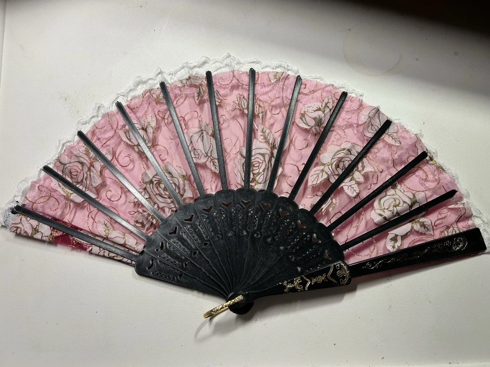 Ventilador de mano plegable para mujer rojo oscuro rosa malva con mango negro plegable de colección Foto 4 de 4