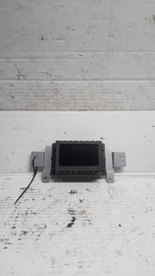 Used Infotainment Display fits: 2017 Ford Explorer front display 4.2`` screen ID - Image 2 of 4