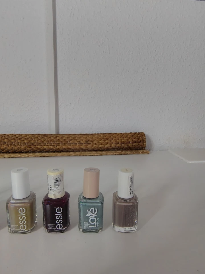 7 Nagellacke Essie, Loreal Neu - Bild 3 von 3