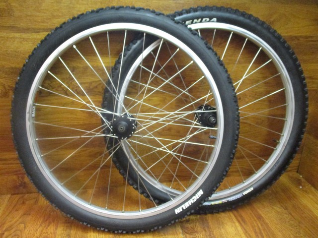 sun rhyno lite 26 wheelset