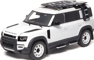 Almost Real 1:18 Scale Land Rover Defender 110 2023 30th Anni Ed Fuji White