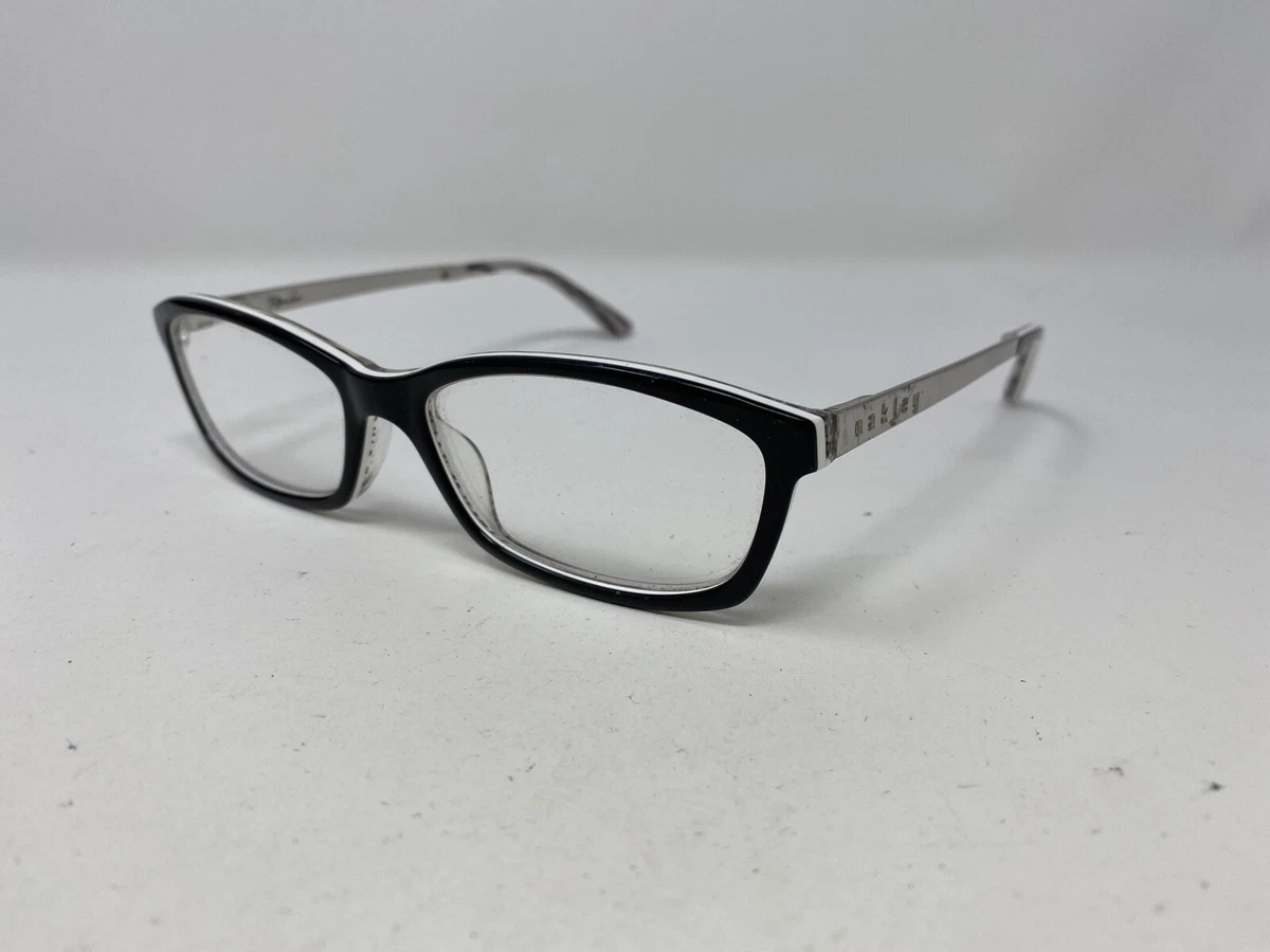 Oakley render preto 2025
