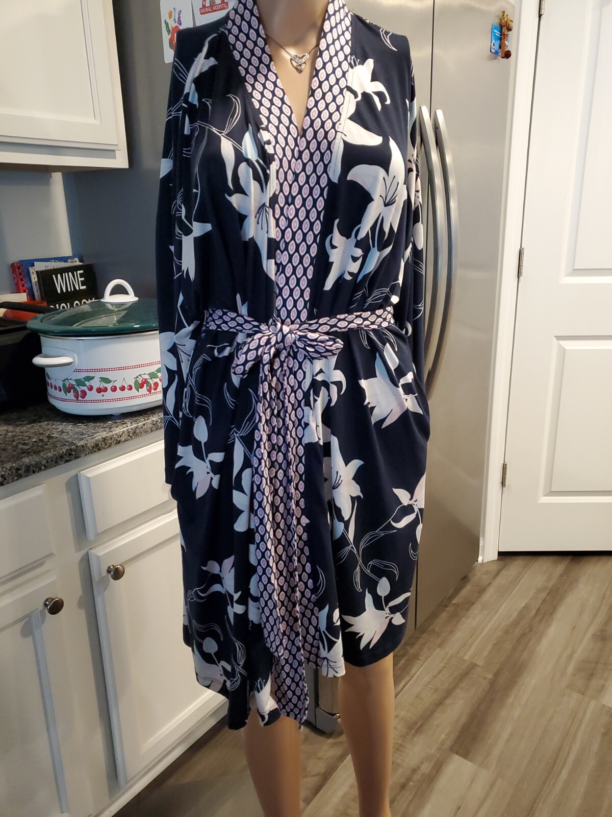 Jones New York XL Floral Blue Silky Robe - image 14