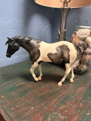 Breyer SHASTA MOON Blue Roan Pinto Indian Pony Collector's Choice 2009