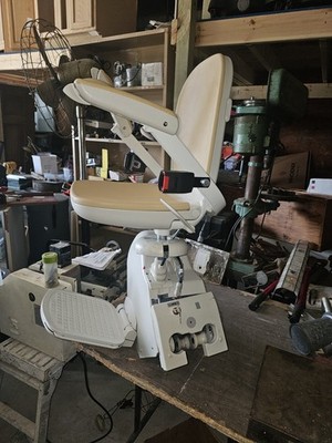 ACORN SUPERGLIDE 130 STAIR LIFT  T700 With Chair No Rail