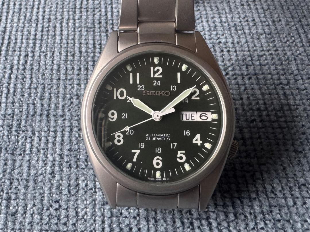 【ほぼ未使用】名機7S26搭載 セイコー・ミリタリー初代モデル SNX425K SEIKO SNX425K Military Automatic Watch 7S26 Movement Khaki