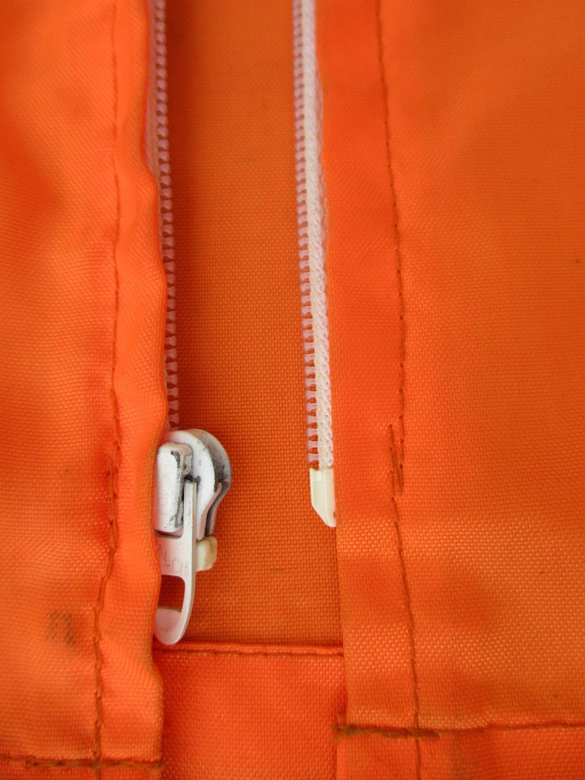 Foto 7 di 9