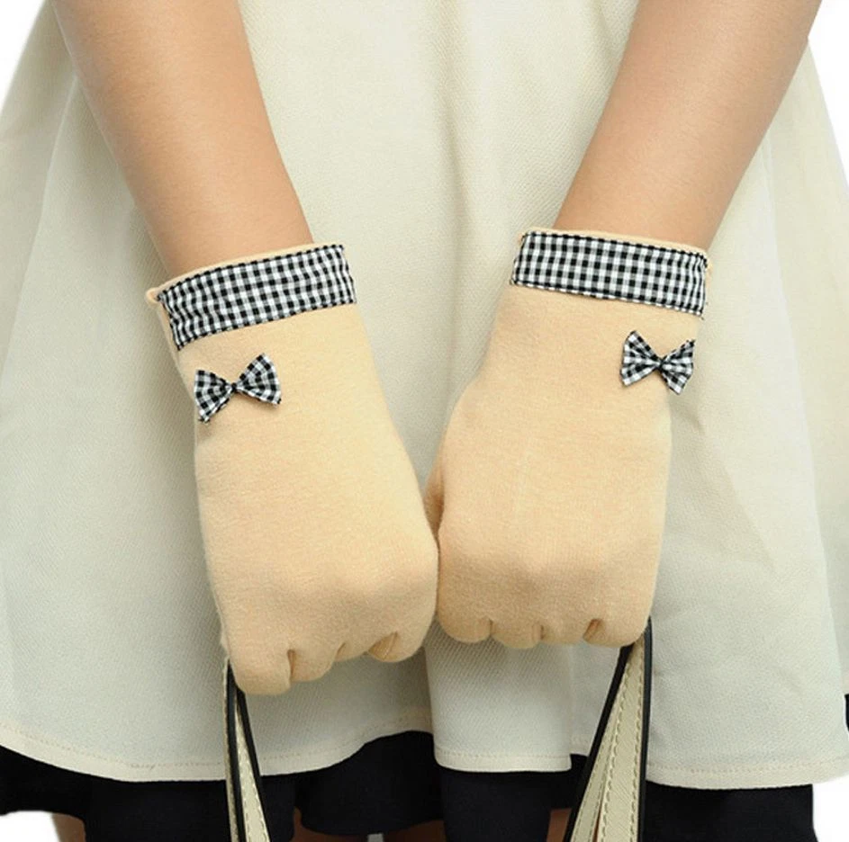 Winter Gloves Women Beige Polar Vichy Black Smartphone Touch Screen Pinup