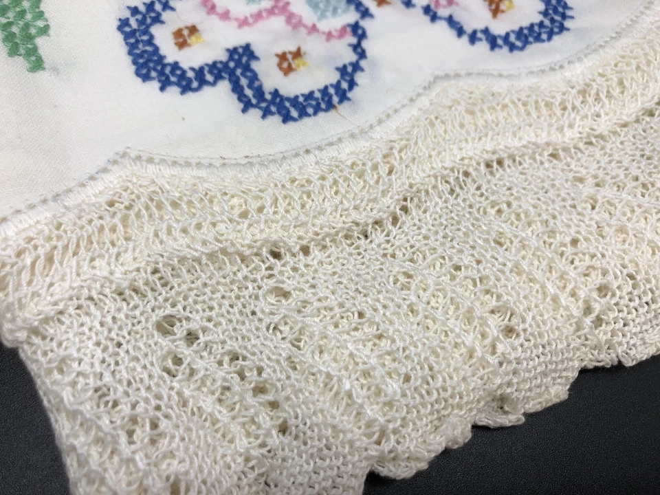 Par De Fundas De Almohada De Colección MARIPOSA Punto De Cruz con Borde De Encaje Crochet (RF884) Foto 2 de 4