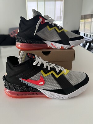 Size 10.5 - Nike Space Jam x LeBron 18 Low Sylvester x Tweety