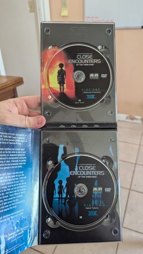 Close Encounters of the Third Kind: Collector's Edition (2-Disc DVD, Widescreen) - Picture 7 of 7