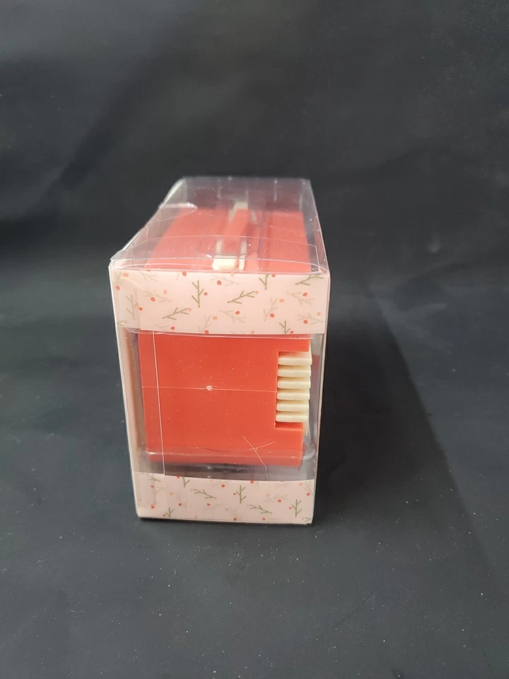 Vivitar Wireless Speaker Red Radio Design Bluetooth 2023 Saker Int USB Chargin - Image 2 of 4