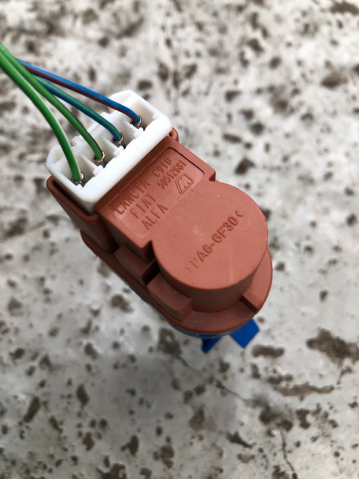 Vauxhall Combo D Mk3 Brake Light Switch 50512681 MPV 2016 s45 - Image 4 of 4