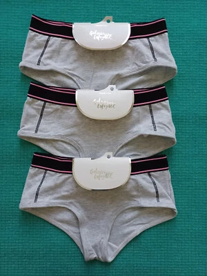 LOT DE 3 SHORTY COTON FILLE AGE 8 ANS GALERIES LAFAYETTE COULEUR GRIS - Photo 1/3