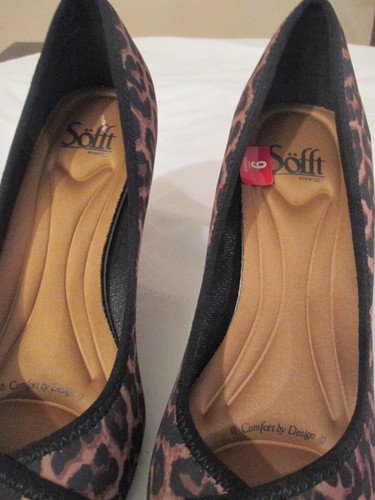 Zapatos de salón Sofft Presley estampado de leopardo talla EE. UU. 9 M 3" tacón pueden funcionar un poco pequeños - Imagen 4 de 9