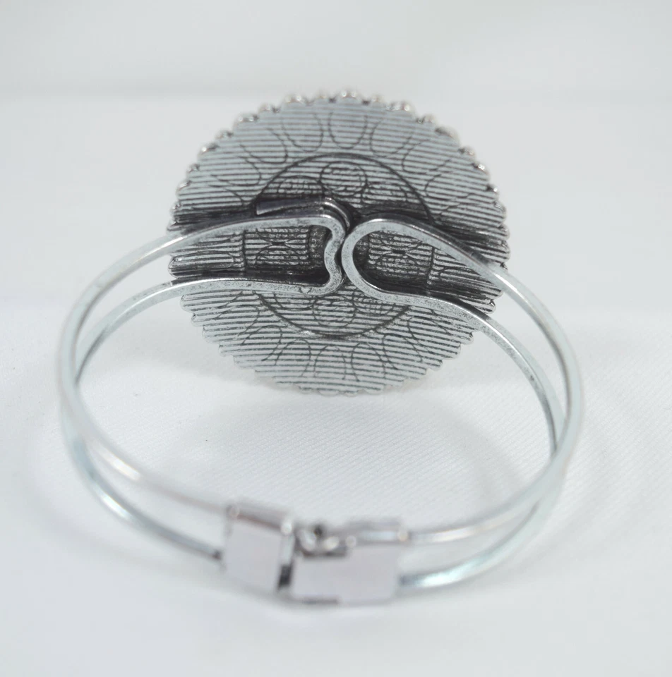 Pulsera con bisagra de flor de calabaza turquesa imitación azul bohemio del suroeste  Foto 4 de 4