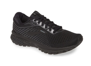 brooks ghost 12 womens size 6