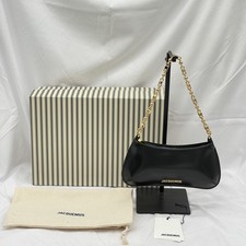 Jacquemus Womens Le Petite Bisou Chaine Shoulder Bag Leather Black/Gold