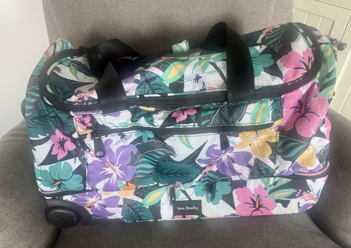 Vera Bradley Barrel Duffel in Cotton ✨ Vineyard Floral | gym travel washable Amazon.com: Vera Bradley Women main image 3