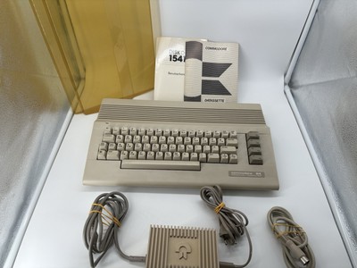 Commodore 64 C + OVP Einschaltprüfung Retro Computer Klassiker