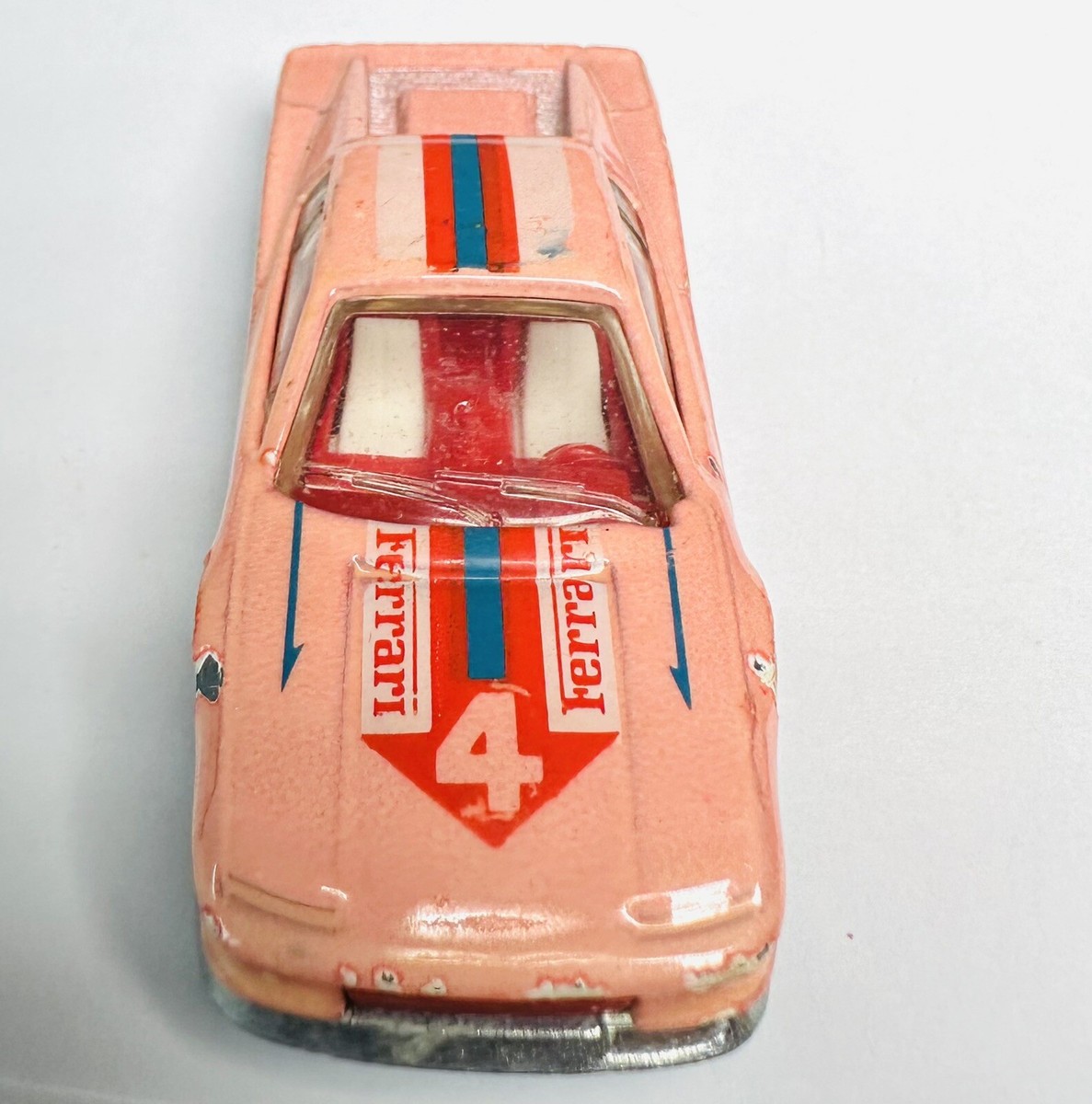ホットウィール、フェラーリ テスタロッサ （Revealers、ピンク） Vintage 1986 Hot Wheels Ferrari Testarossa Light Pink Color