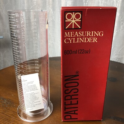 Paterson Graduated Measuring Cylinder 600ml / 22oz (NOS)