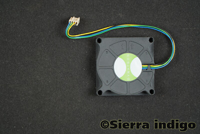 Top Motor Dynatron DB127015BU DC12V 0.76A 4-Pin 4-Wire Fan
