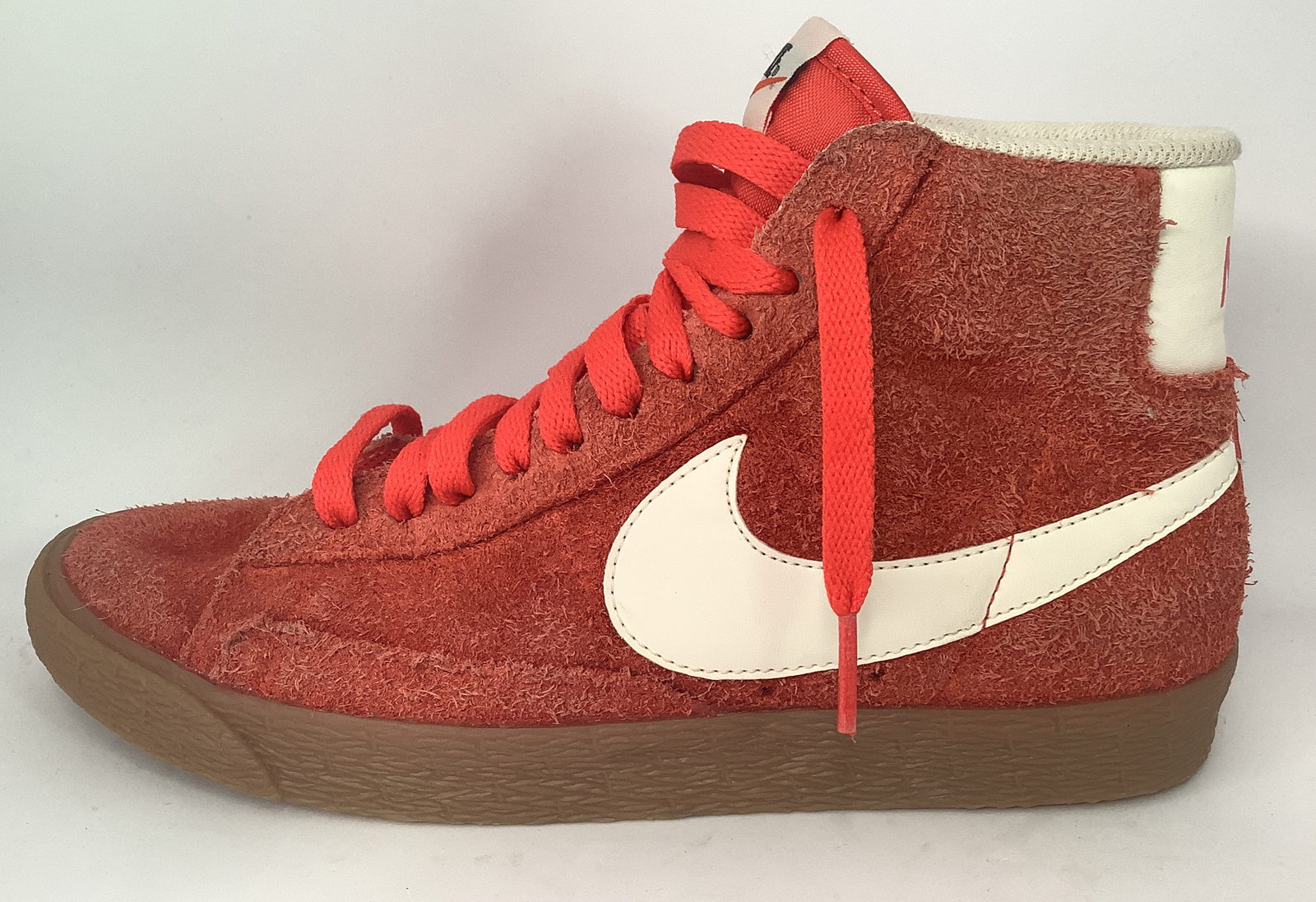 Women's Nike Blazer Mid Suede Shoes 