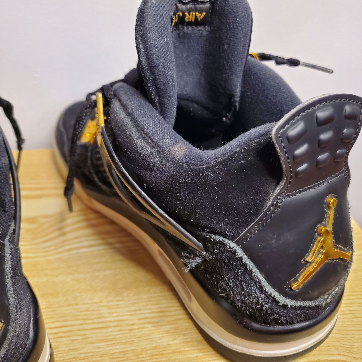 Nike Air Jordan 4 Retro Royalty Shoes Men's Sz 9 Black White Nike Air Jordan 4 Retro Royalty Shoes Men's Sz 9 Black White