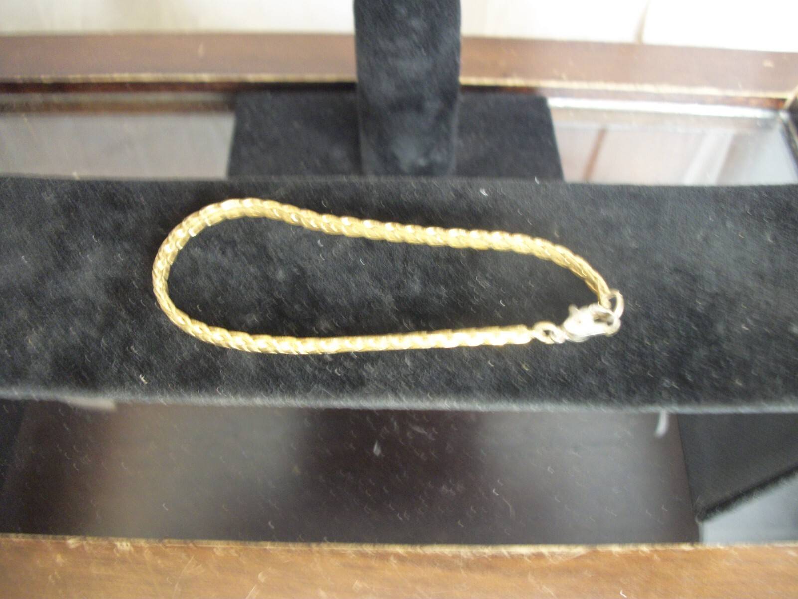 Vintage Bracelet 7” Inch Gold Tone Herringbone Chain